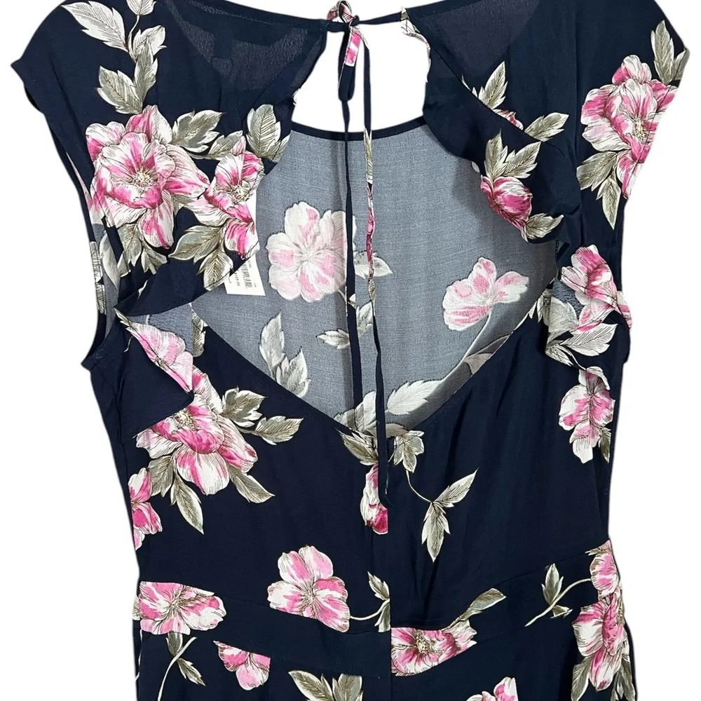 Cupcakes & Cashmere Floral Navy backless Romper NWT - Picture 8 of 9